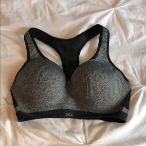 34D Victoria Secret sports bra